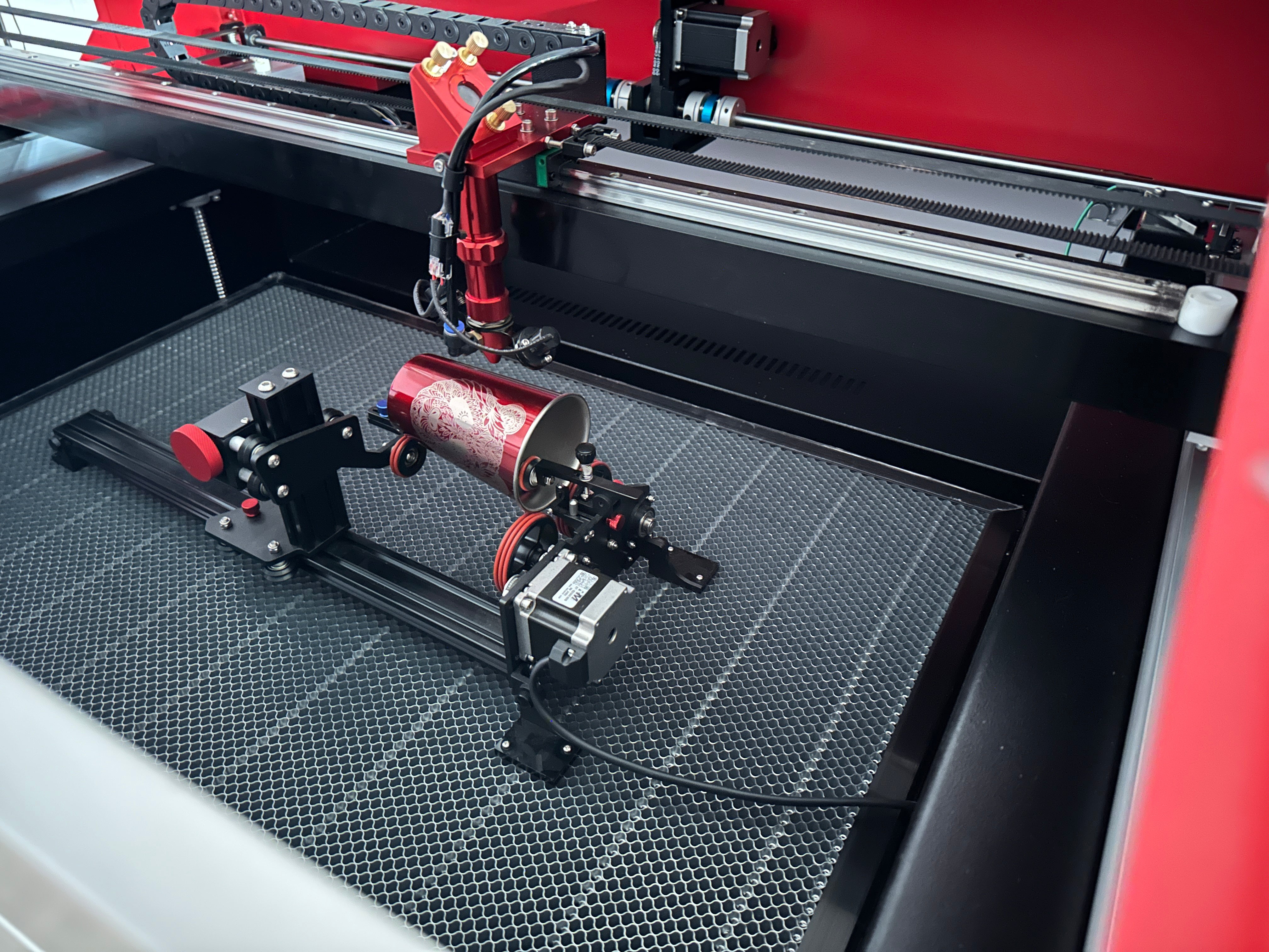 RM laser Low Boy 4-wheel axis rotary